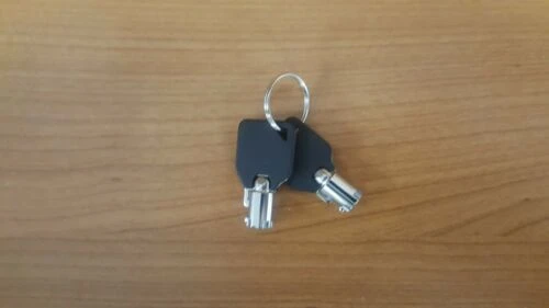 ARK PL80B HITCH PIN LOCK TOW BAR LOCK TRAILER SECURITY 2 KEYS 5 ARK PL80B HITCH PIN LOCK TOW BAR LOCK TRAILER SECURITY 2 KEYS - Image 4