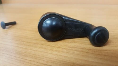 CAMEC CARAVAN WINDOW WINDER HANDLE WIND OUT ONLY AUSTRALITE 010197 8 CAMEC CARAVAN WINDOW WINDER HANDLE WIND OUT ONLY AUSTRALITE 010197 - Image 6